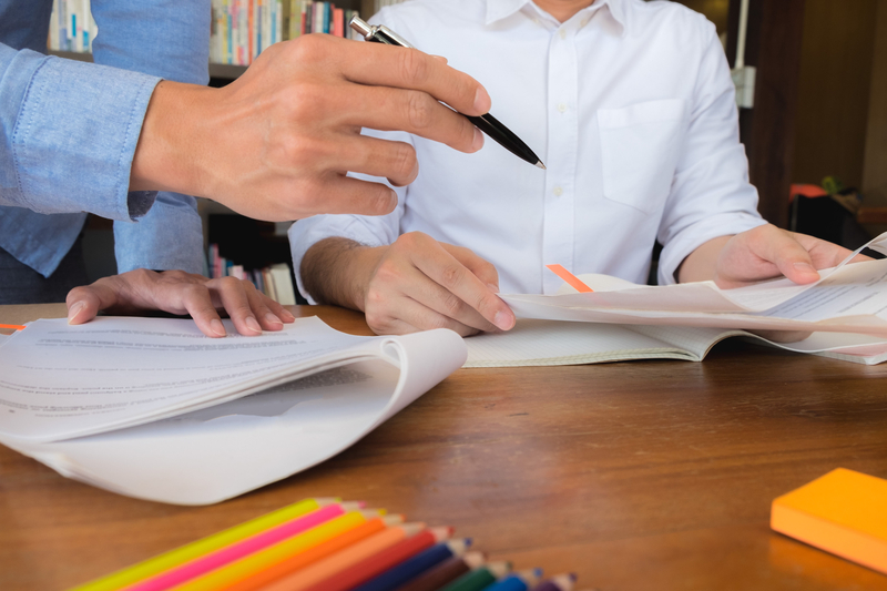 DOCUMENT Apel pentru profesori să se înscrie în grupurile de lucru care propun subiectele la Evaluarea Națională, Bac, Definitivat și Titularizare / Criteriile de selecție și calendar