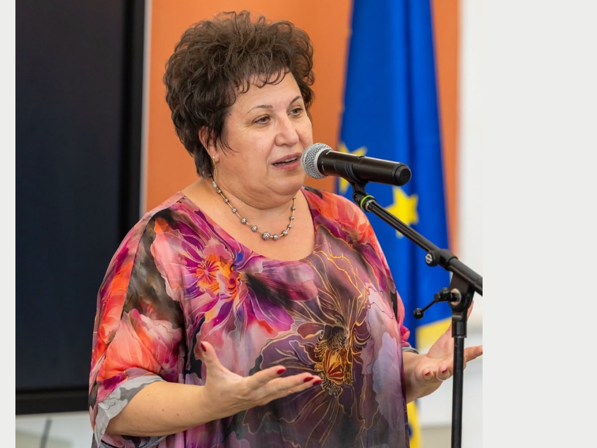 Marinela Marc, ISJ Cluj: Procedura de ocupare a posturilor didactice este stufoasă și uneori umilitoare pentru profesori și ar trebui simplificată / Profesori cu nota 10 nu prind posturi titularizabile